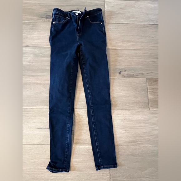 Abercrombie & Fitch the super skinny high rise jeans size 26/2R - Picture 1 of 7